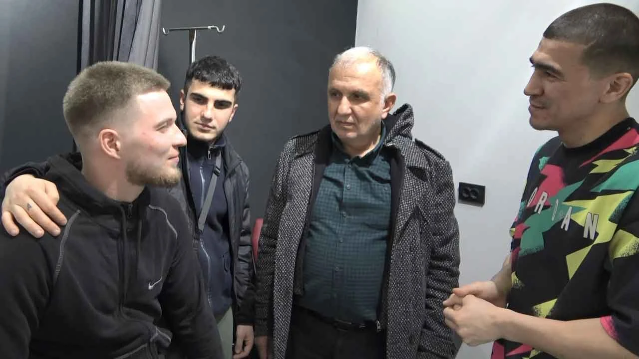 Rus sporcu Türkiye'ye gelip Müslümanlığı seçip sünnet oldu