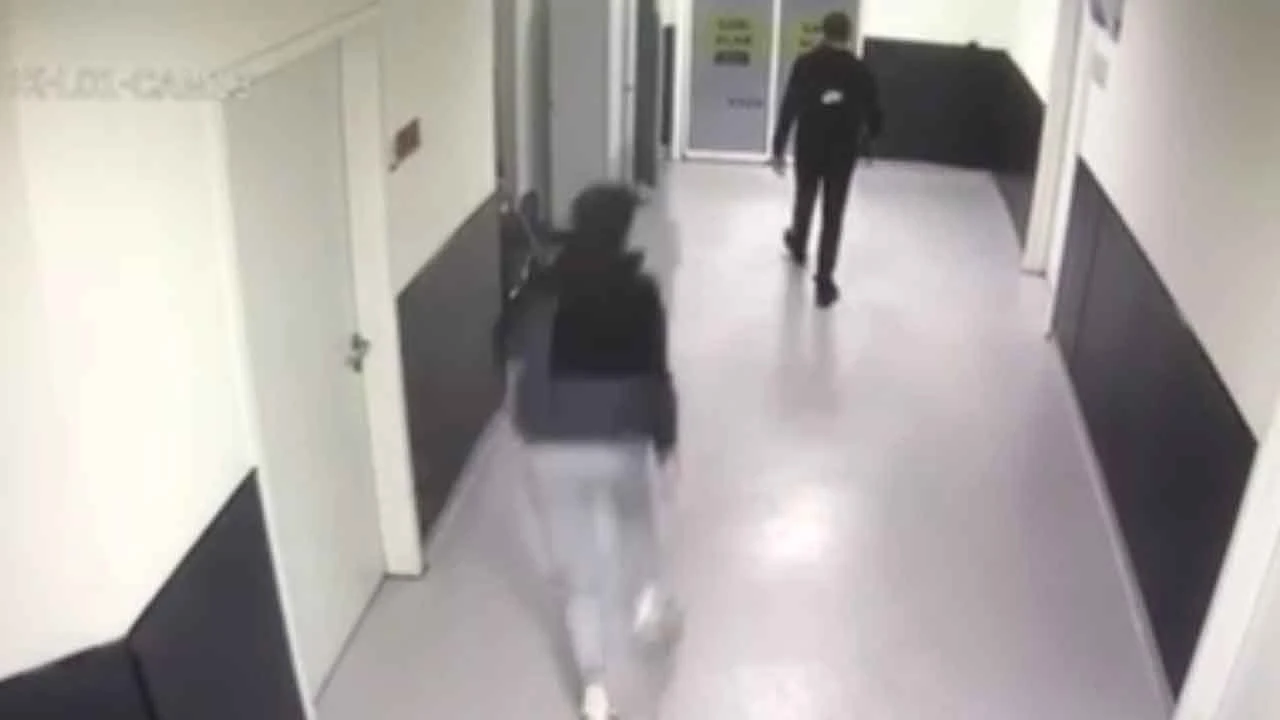 Doktora "Uyurken saçına dokundun" dayağı! Sosyal medyadan tanıştıkları ortaya çıktı