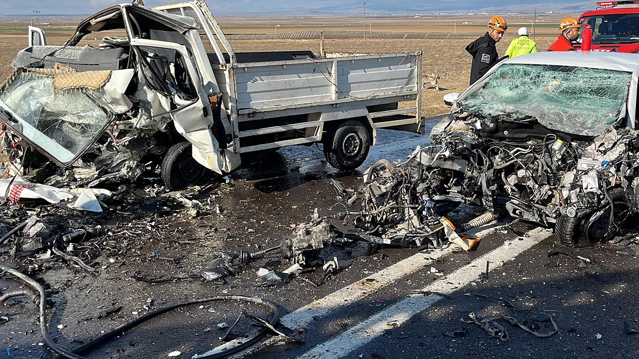 Niğde’de feci kaza: 1 ölü, 2 ağır yaralı