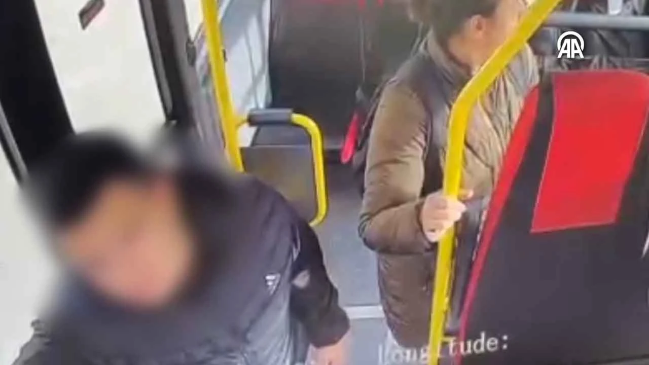 Bursa'da yolcuyu istediği yerde indirmeyen şoför bıçaklandı