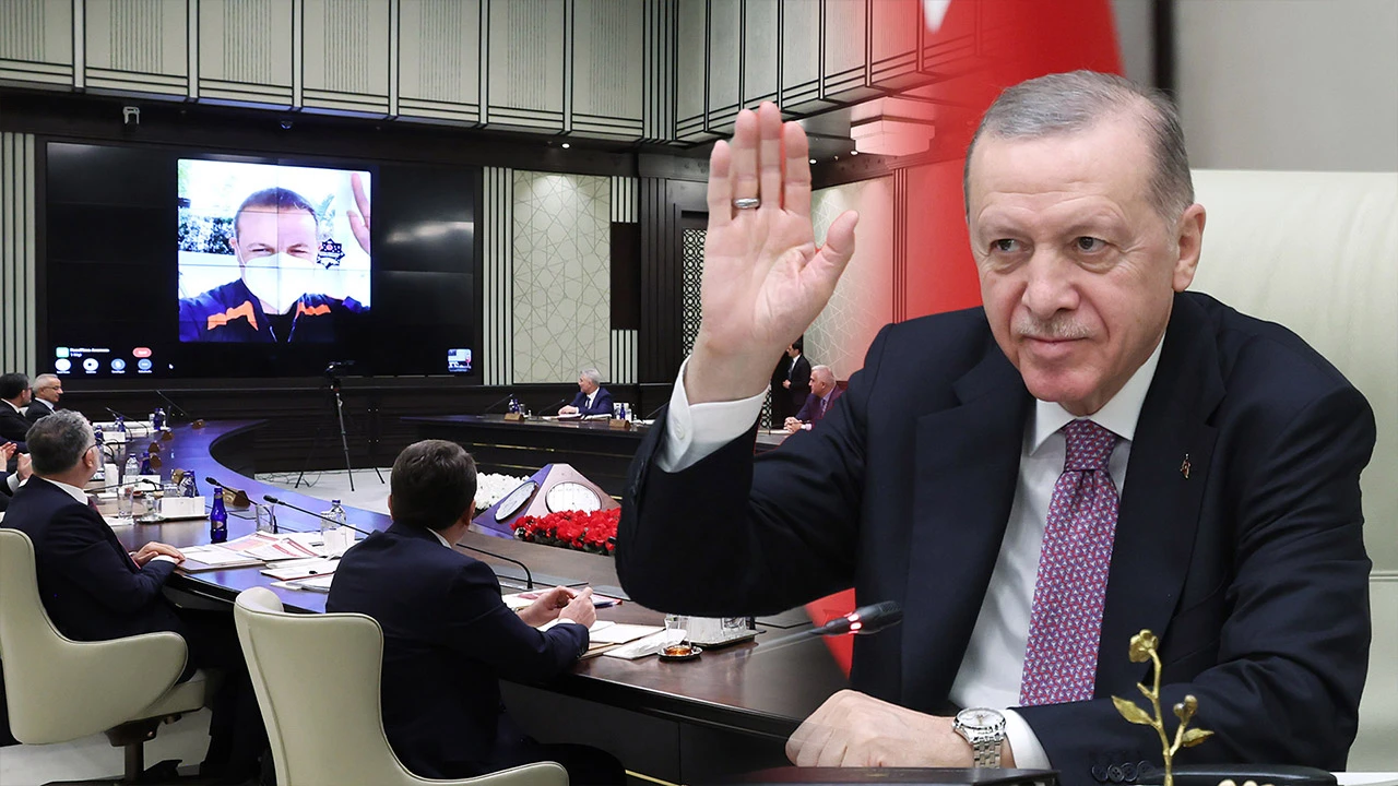 Kabine toplantısında sürpriz görüşme: Milletimize gurur yaşatacaksınız 