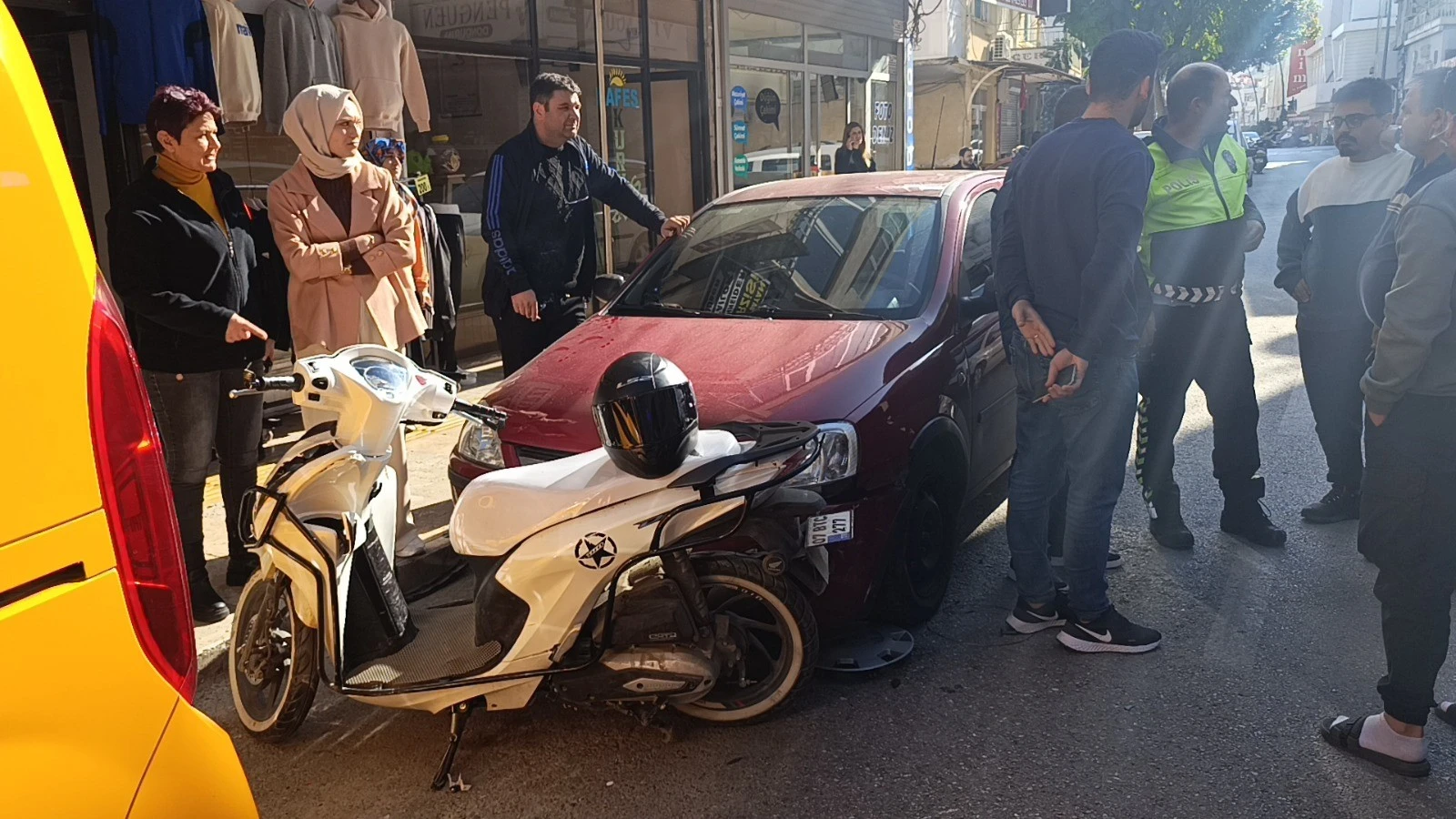 Antalya'da 14 yaşındaki çocuk dehşet saçtı! O anlar kamerada