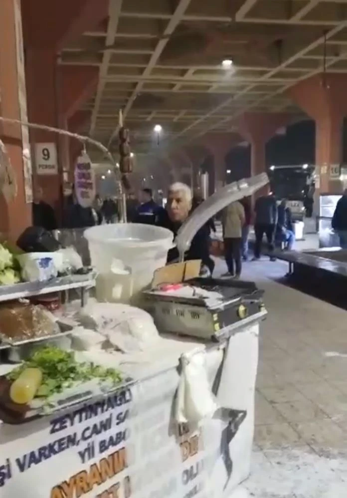 'Otogarın simgesi' Yılancı Osman ortalığı birbirine kattı
