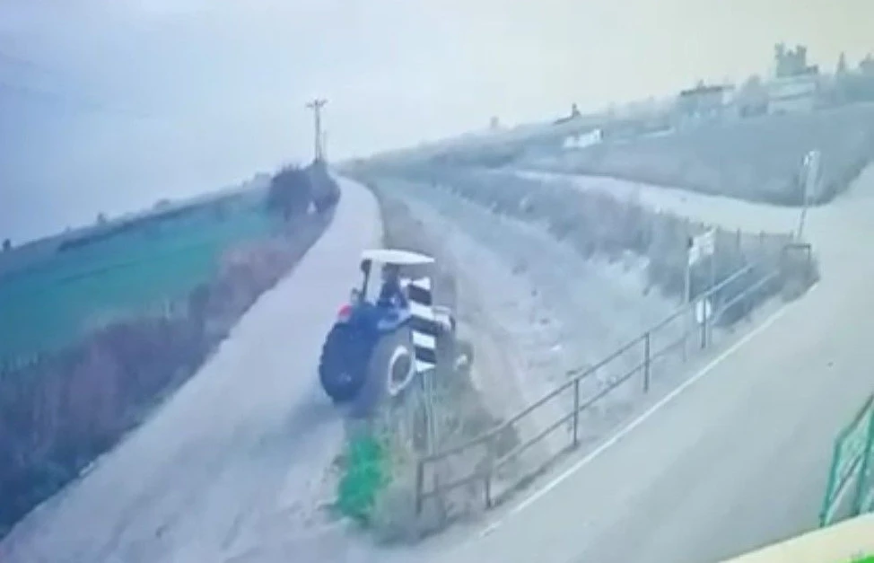 Ecel direksiyon başında yakaladı! Feci şekilde hayatını kaybetti