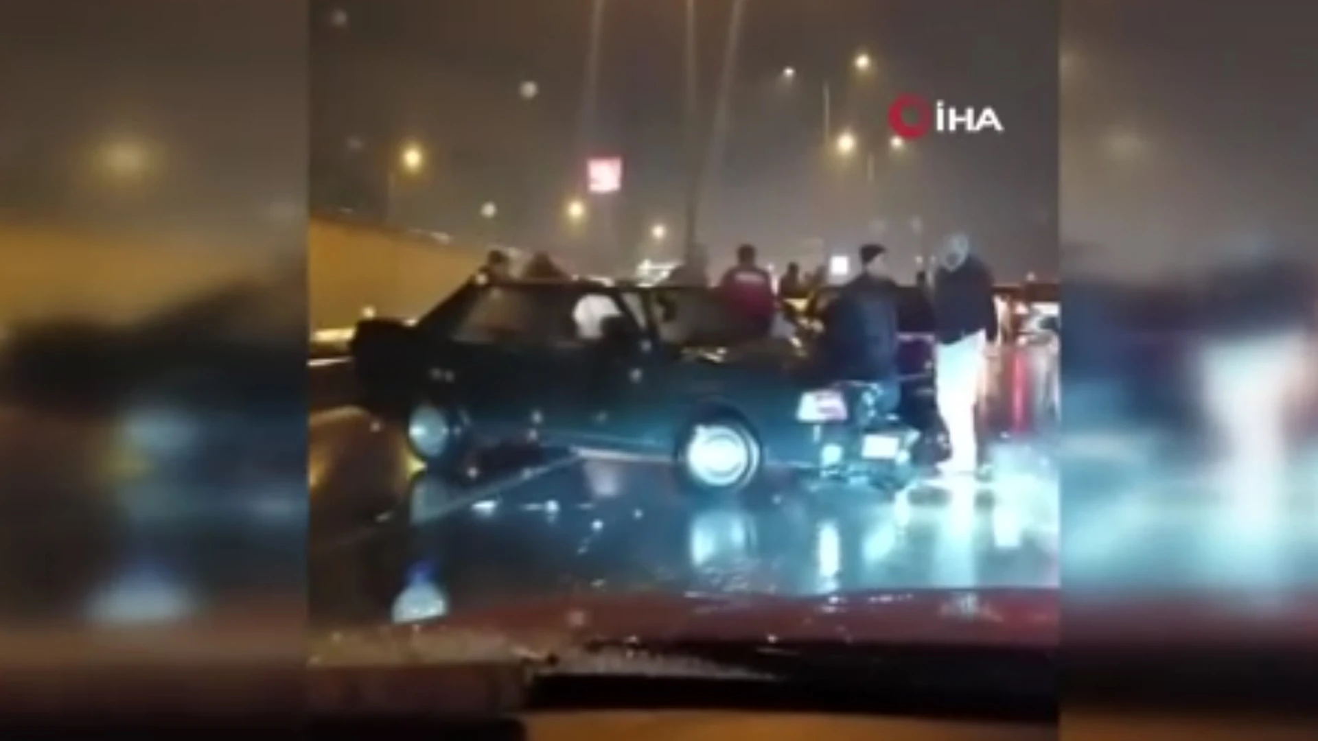 Ankara'da sağanak sonrası zincirleme kaza!