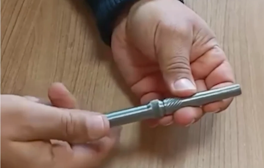 Kalem sandılar silah çıktı! Şoke eden düzenek