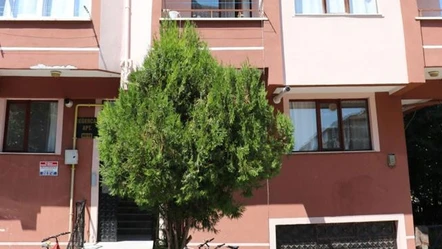 'Tenleri koktuğu’ gerekçesiyle Iraklı aileyi apartmandan çıkarma kararı aldılar - Yaşam