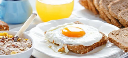 Ramazan ayı boyunca beslenmenize dikkat edin; vücudunuzu susun bırakmamaya çalışın! Uzman isim, doğru sahur ve iftar menülerinin nasıl olması gerektiğini anlattı! - Ramazan