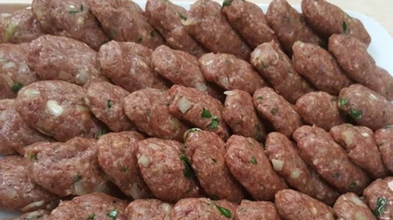 42 yıllık köfteci, köfteye lezzet katan sırrı açıkladı! Asla köfte sönmüyor - Yemek-Tarifleri