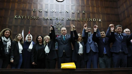 Cumhurbaşkanı Erdoğan ‘Ne oluyor bu İYİ Parti’ye?’ diye sordu, cevap sonrası güldü - Secim-2023