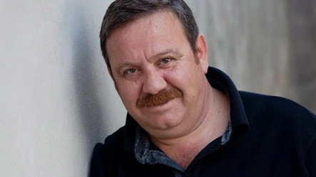 Ünlü oyuncu Serhat Özcan Türkiye İşçi Partisi'nden milletvekili adayı oldu - Secim-2023