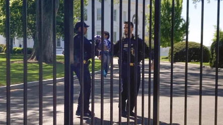 Washington Beyaz Saray'da 'bebek' alarmı! Çitleri aşıp girdi güvenlik harekete geçti - Dünya