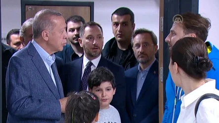 Erdoğan'ı sonradan fark eden seçmenin şaşkınlığı gülümsetti - Gündem