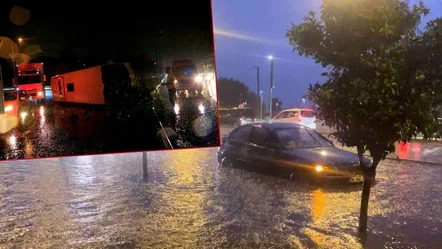Antalya'yı temmuz ayında sağanak vurdu, yollar göle döndü: Peş peşe kazalar yaşandı - Gündem