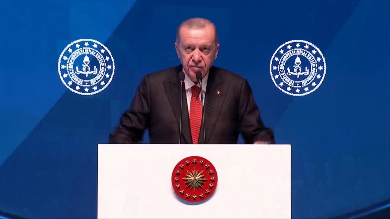 Son dakika | Cumhurbaşkanı Erdoğan'dan oyun platformlarına sert tepki! 'Irkçılığın merkez üssü sanal alem' - Gündem