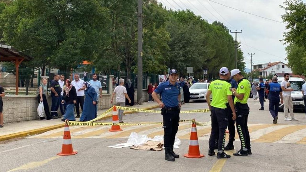 Okul önünde feci kaza! Üzerinden cip geçti, kanlar içinde kaldı - Gündem