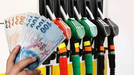 Akaryakıt fiyatı değişecek! Benzine büyük zam yolda: Bu geceden itibaren geçerli olacak - Ekonomi