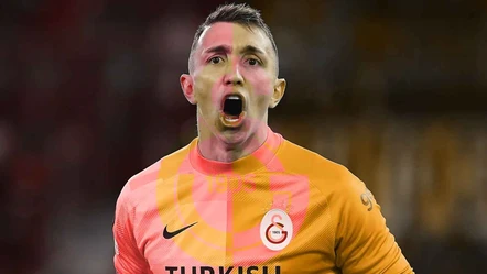 Son dakika: Galatasaray'da Muslera'nın yerine 3 aday! Eski Fenerbahçeli... - Futbol