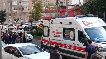 Sürücü kursunda bıçaklı kavga: 5 yaralı - Gündem