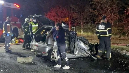 Tekirdağ'da katliam gibi kaza! İş makinesine çarpan otomobil alev aldı: 5 ölü - Gündem