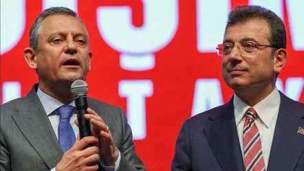 Esenyurt'ta kayyım mitingi! Özgür Özel ve Ekrem İmamoğlu'ndan karara tepki - Politika