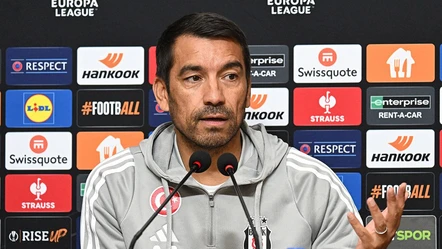 Van Bronckhorst'tan itiraf: Hala hazır değiliz! - Spor