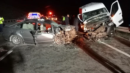 Yozgat’ta kahreden kaza! Minibüs otomobille çarpıştı: Ölü ve yaralılar var! - Gündem