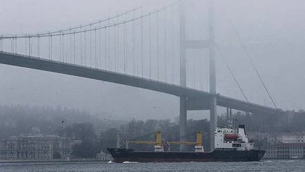 İstanbul Boğazı'nda gemi trafiği çift yönlü askıya alındı - Gündem