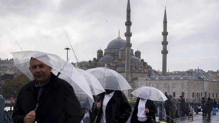 Meteoroloji'den sel uyarısı: İstanbul dahil birçok kenti sağanak vuracak! İşte 15 Kasım 2024 il il hava durumu - Gündem