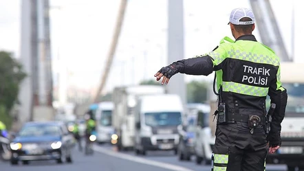 Bakan Yerlikaya duyurdu: Ehliyetsiz 535 bin 62 kişiye işlem yapıldı - Gündem