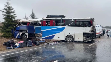 Eskişehir'de yolcu otobüsü devrildi: Ölü ve yaralılar var - Gündem