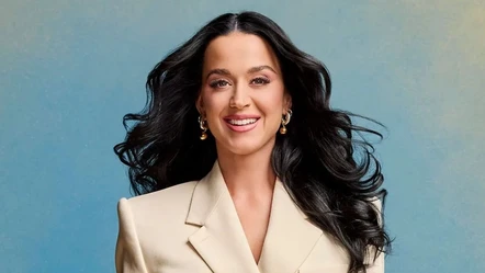 Sahnedeki Katy Perry'nin kaynak saçı çalındı! O anlar kameraya yansıdı - Magazin