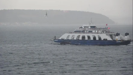 Çanakkale'de deniz yolu ulaşımına fırtına engeli: Feribot seferleri iptal edildi - Gündem