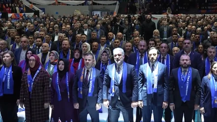 AK Parti'den İstanbul'daki kongrede net mesaj: Yeniden bayrağımızı dikeceğiz! - Politika