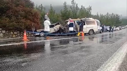 İzmir'de korkunç kaza! Feci şekilde can verdi - Gündem