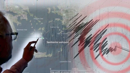 Ege Denizi'ndeki Santorini'de depremlerin büyüklüğü giderek artıyor! Uzmanların hepsi aynı korkutan yorumu yaptı - Dünya