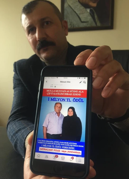 Anne ve babasının katili için ilan verdi: Bulana 1 milyon TL ödül