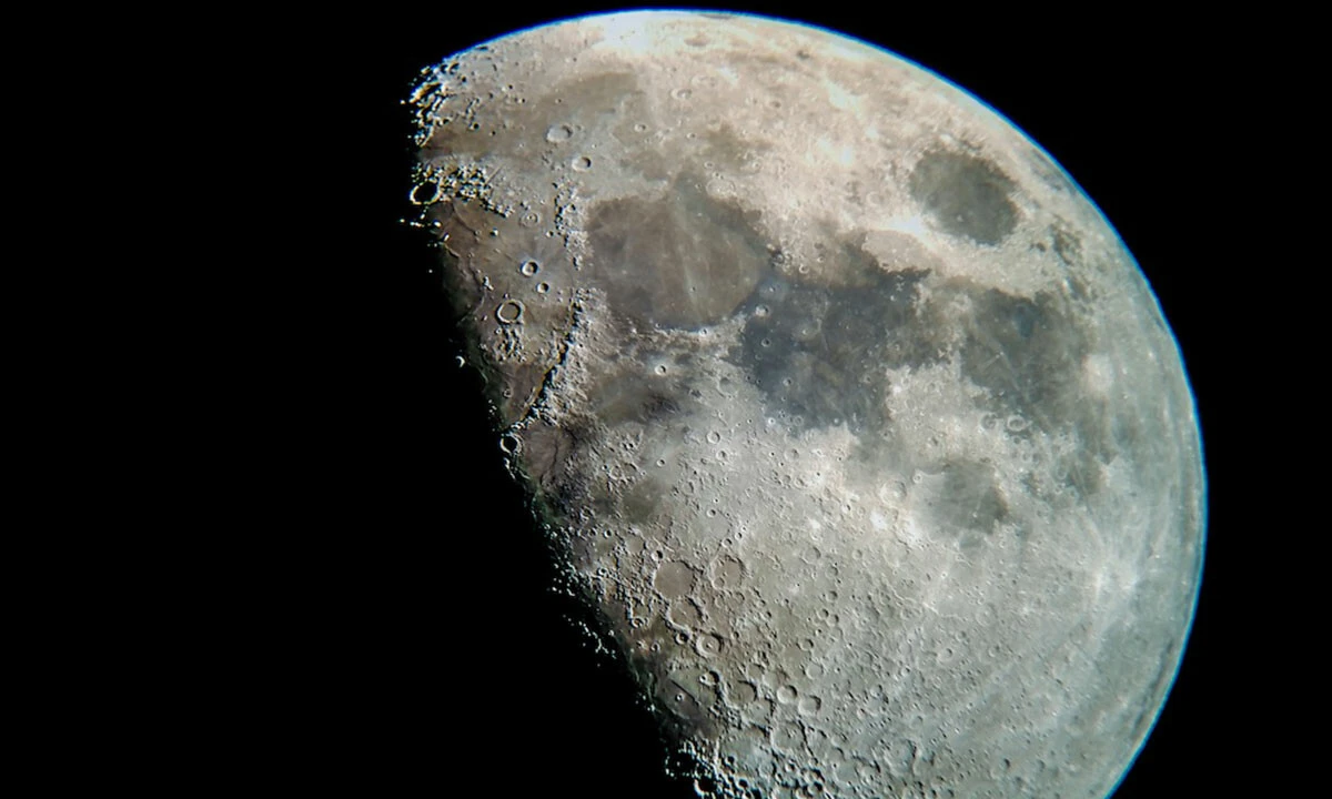 NASA'dan ayrılan mühendis, Ay'ın yakınına robotik karakol kuracak