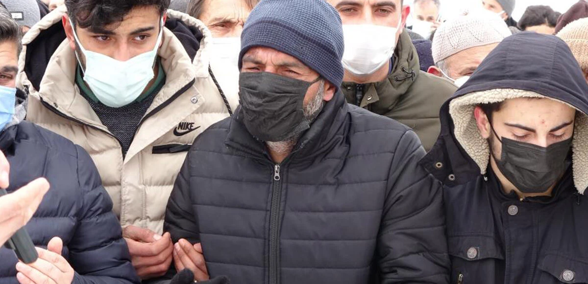 Ordu'daki baraka yangınında hayatlarını kaybeden iki kardeş bir tabutta