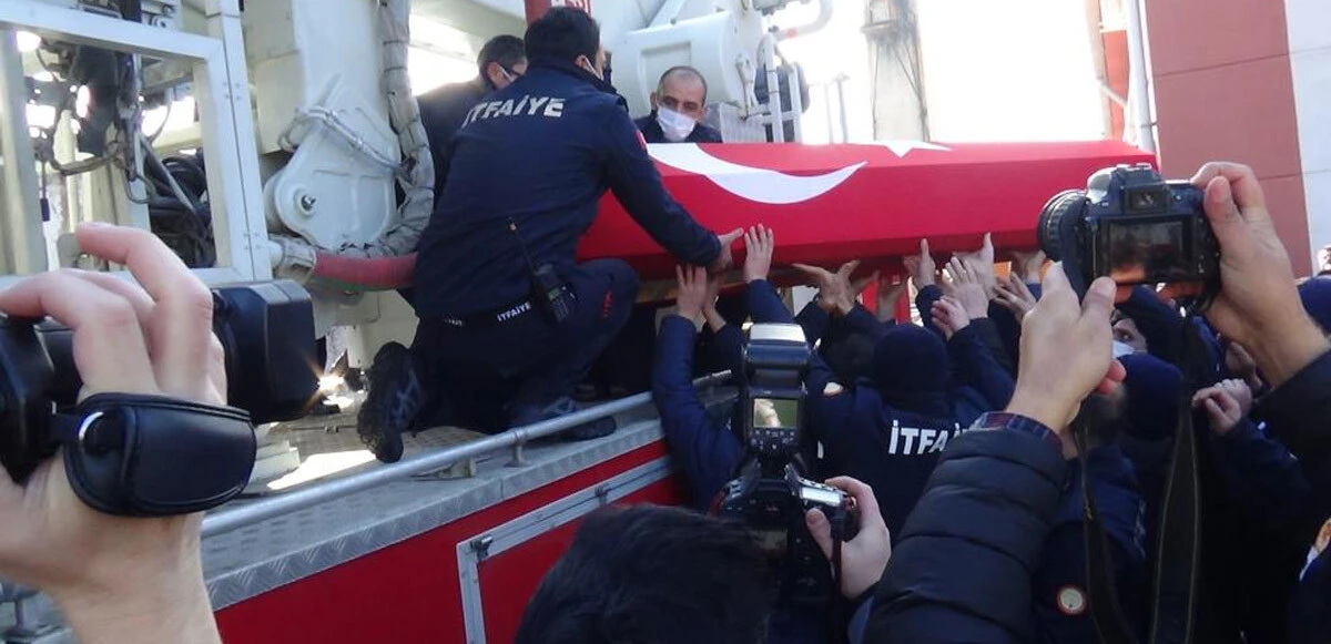 189 günlük yaşam savaşını kaybeden itfaiye eri son yolculuğuna uğurlandı