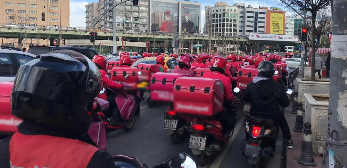 Esnaf kuryelere müjde: Devlet krize el attı, yeni düzenleme yolda