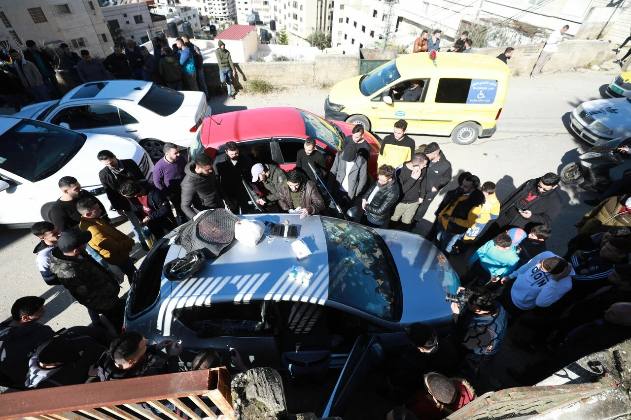 İşgalci İsrail'in güçleri 3 Filistinliyi öldürdü