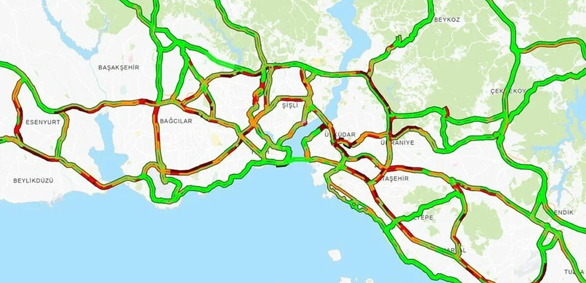 İstanbul yağmur trafiği: Yoğunluk artıyor