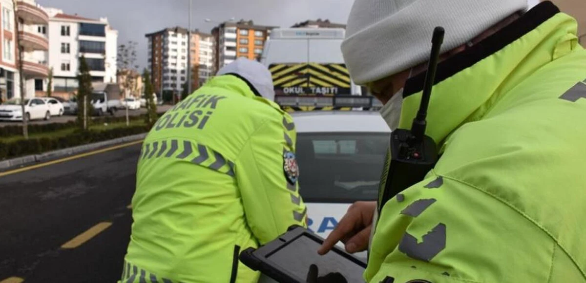 Son dakika! İçişleri'nden okul çevreleri ve servis araçlarına denetim
