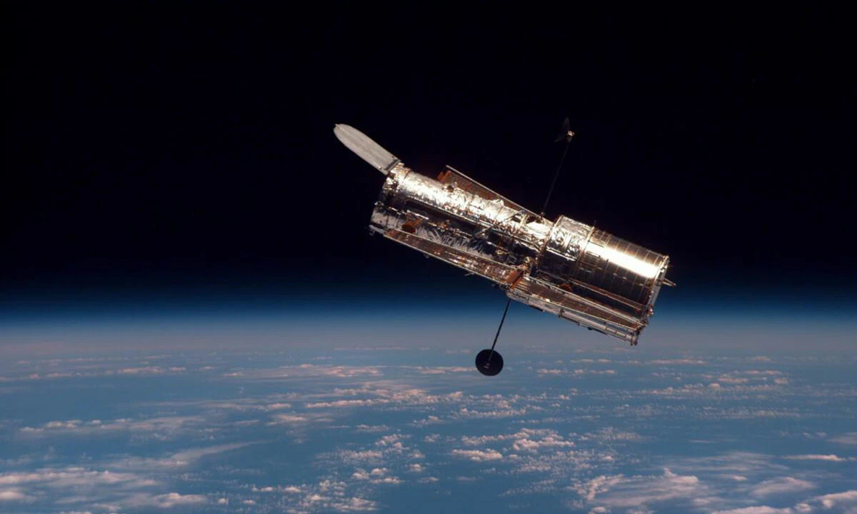 Hubble Uzay Teleskobu, iki galaksinin etkileşimini yakaladı