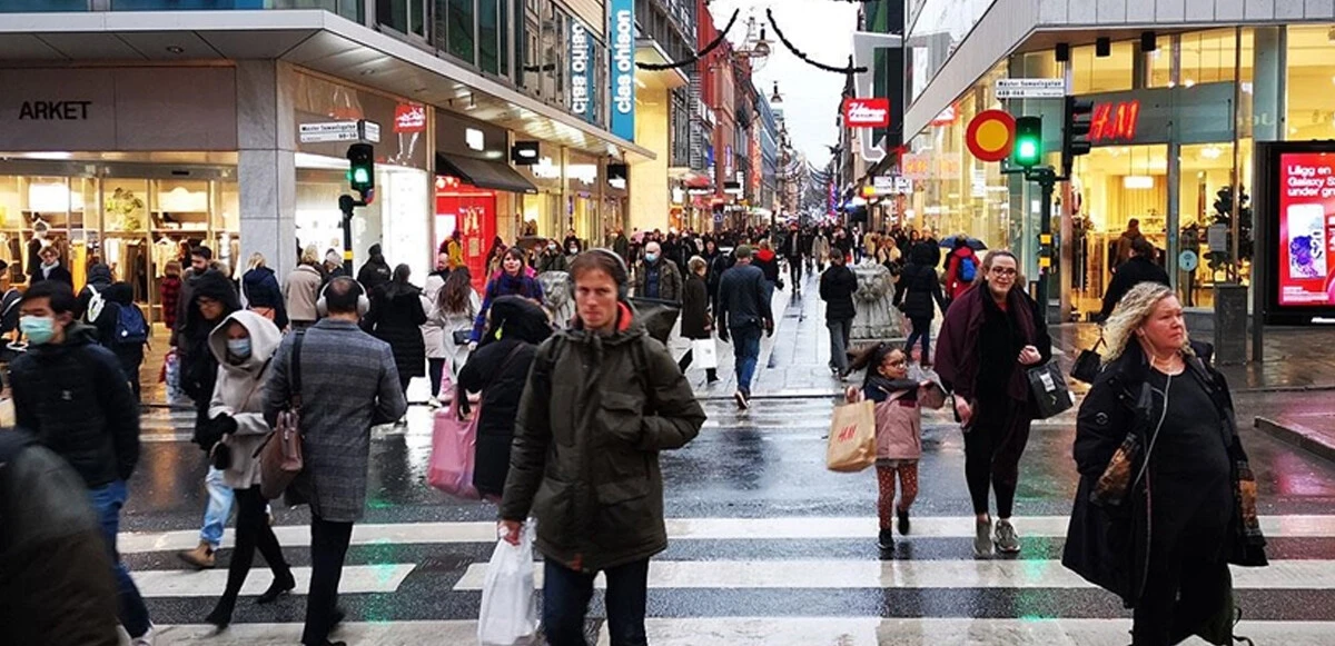 İsveç'te koronavirüs kısıtlamaları kaldırıldı