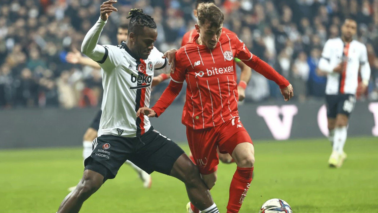 Kartal evinde 1 puana razı oldu! Maç sonucu: Beşiktaş 0-0 Antalyaspor