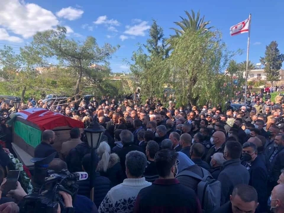 Kumarhaneci Halil Falyalı son yolculuğuna uğurlandı