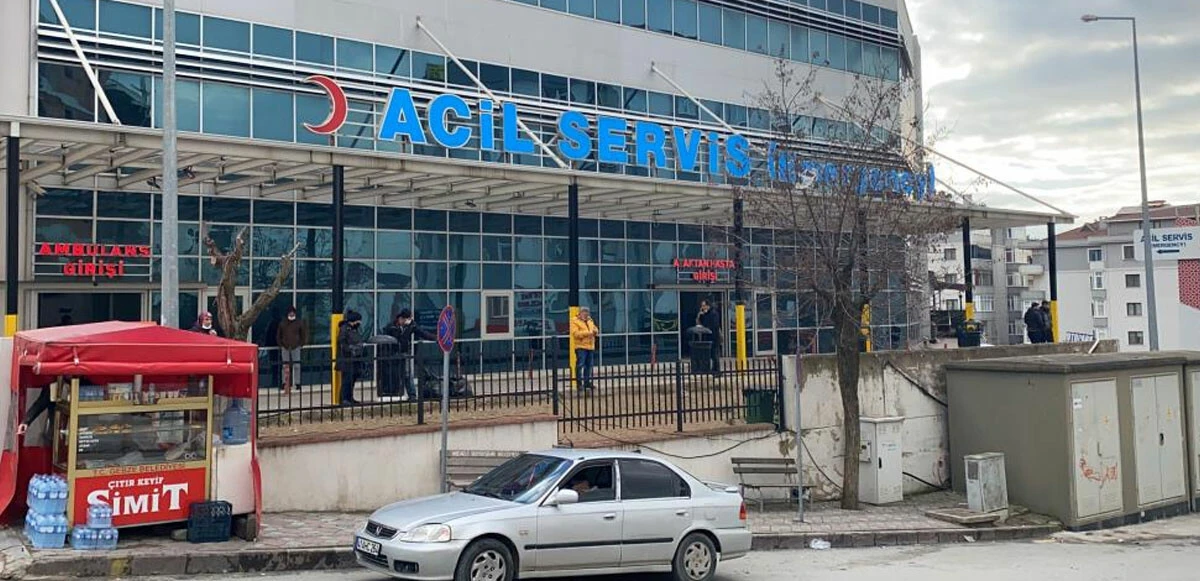 Sağlıkta şiddet son bulmuyor! 3 hasta yakını 5 sağlık çalışanını feci şekilde dövdü