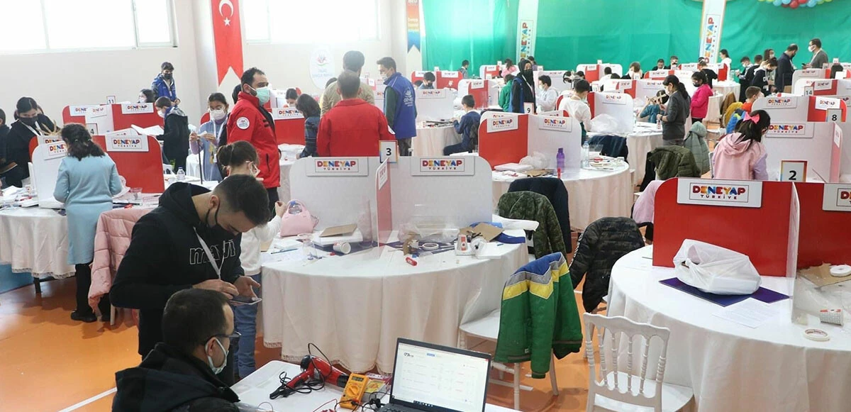 T3 Vakfı Mütevelli Heyeti Başkanı Selçuk Bayraktar: 11 bin öğrenci 3 yıllık eğitim alacak